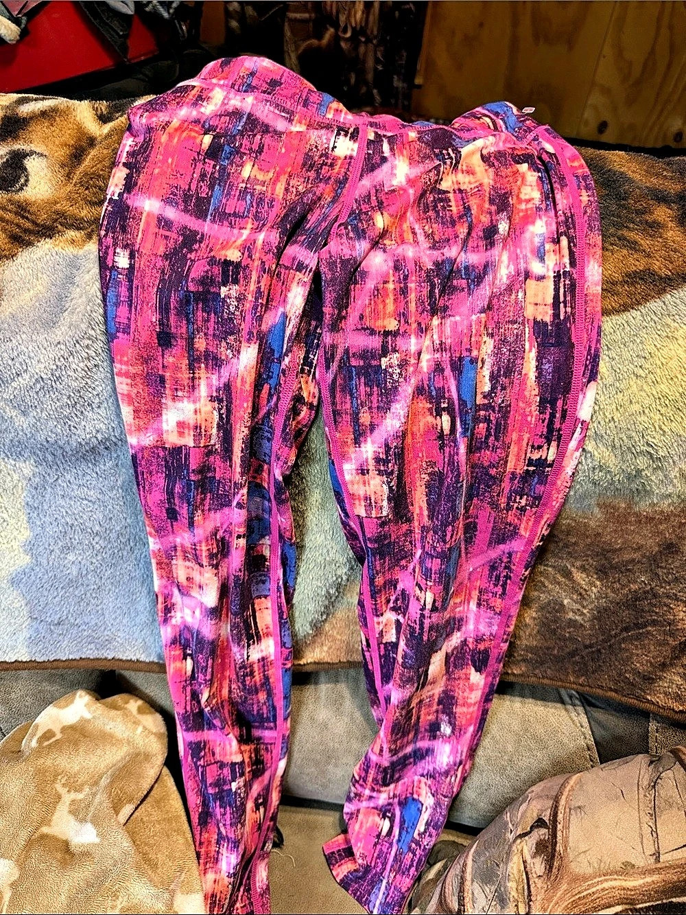 Champion Abstract Print Leggings in Pink & Purple